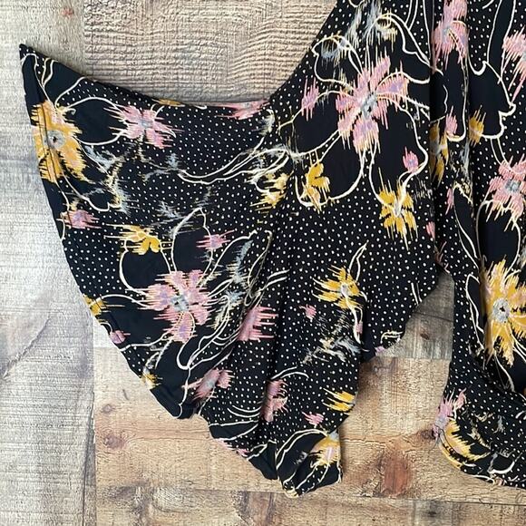 Free People Last Time Print Top In Black Combo Dramatic Bell Sleeve Size Small - Picture 6 of 12